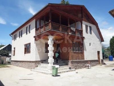 Продаю здание 400кв. м., селе Бостери  ул. Бокоева.