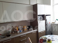 Продаю квартиру 2-ком., 70кв. м., этаж - 5/9, мкр Джал нижн.,