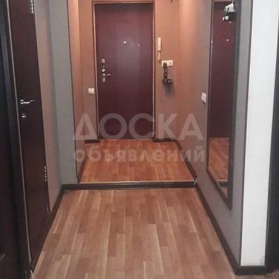 Продаю 3-комнатную квартиру, 80кв. м., этаж - 2/9, Суюмбаева Бокомбаева.