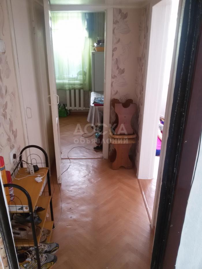 Продаю квартиру 1-ком., 21кв. м., этаж - 4/5, ул. Исанова пересекает Фрунзе,