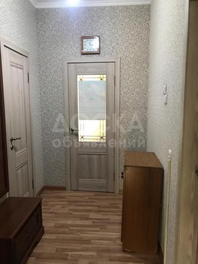 Продаю 1-комнатную квартиру, 36кв. м., этаж - 4/4, Продается 1 комнатная квартира 106 серии в 10 микрорайоне по Набережной 38000$.