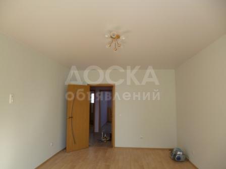 Продаю дом, 4-ком., 140 кв 2 мкв. м., этаж-2, 9-сот., стена кирпич, ул. Кравсова 4,