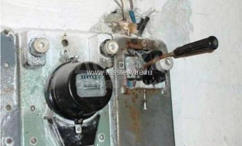 Электрик. Ремонт люстр. Переделка в электрощите. Замена: розеток,тен в плитах.