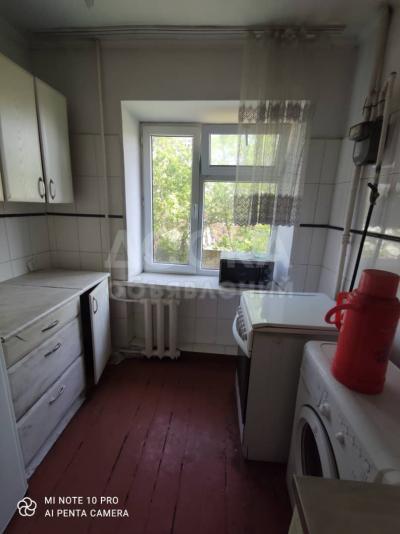 Продаю 2-комнатную квартиру, 42кв. м., этаж - 2/4, Боконбаева/Правда.