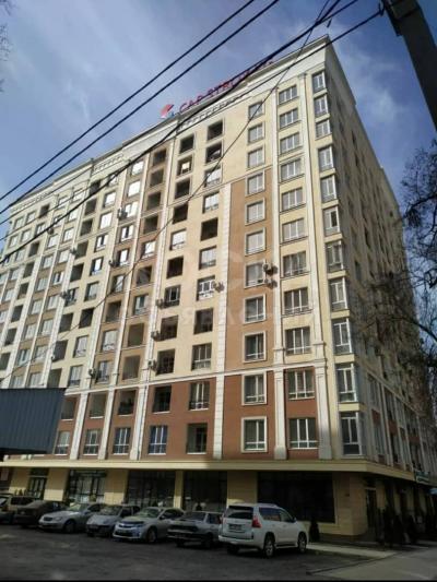 Продаю 3-комнатную квартиру, 123кв. м., этаж - 8/10, Уметалиева/Абдумомунова.