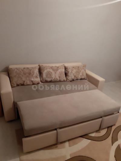 На продаже, диван + палас