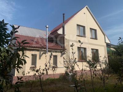 Продаю дом 5-ком. 141кв. м., этаж-2, 9-сот., стена кирпич, Ж/м Арча-Бешик.