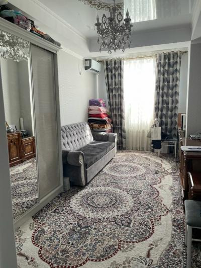 Продаю 1-комнатную квартиру Аламедин-1