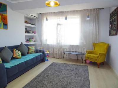 Продаю 2-комнатную квартиру, 70кв. м., этаж - 10/10, Джал.