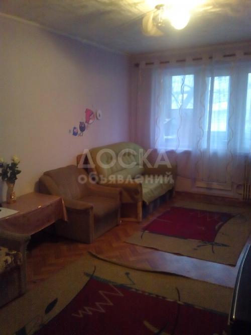 Продаю квартиру 1-ком., 38кв. м., этаж - 2/5, Гоголя-фрунзе.