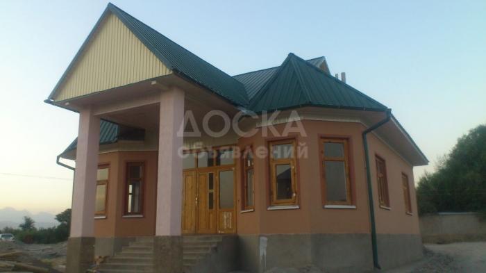 Продаю дом, 5-ком., 100кв. м., этаж-1, 5-сот., стена кирпич, Ынтымак,