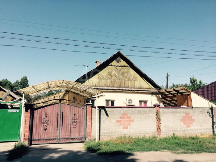 Продаю дом, 4-ком., 1кв. м., этаж-1, 3.5-сот., стена кирпич, ул. Тулибердиева/Херсанская,