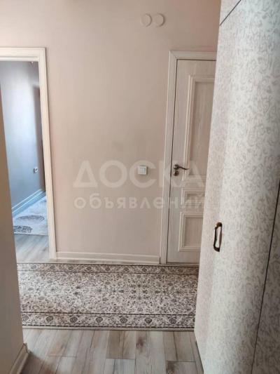 Продаю 2-комнатную квартиру, 42кв. м., этаж - 9/10, Усенбаева 52.