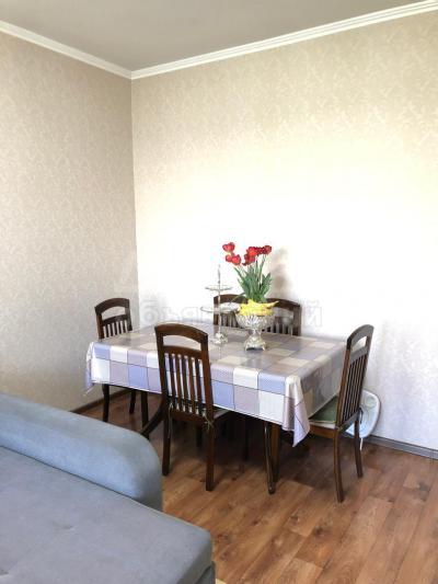 Продаю 4-комнатную квартиру, 83кв. м., этаж - 5/5, район восток 5.