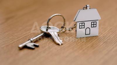 Продаю 2-комнатную квартиру, 76кв. м., этаж - 6/9, Рыскулова/М.Гвардия.