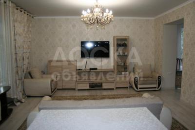 Продаю дом 4-ком. 120кв. м., этаж-1, 4,5-сот., стена кирпич, Логвиненко,96.