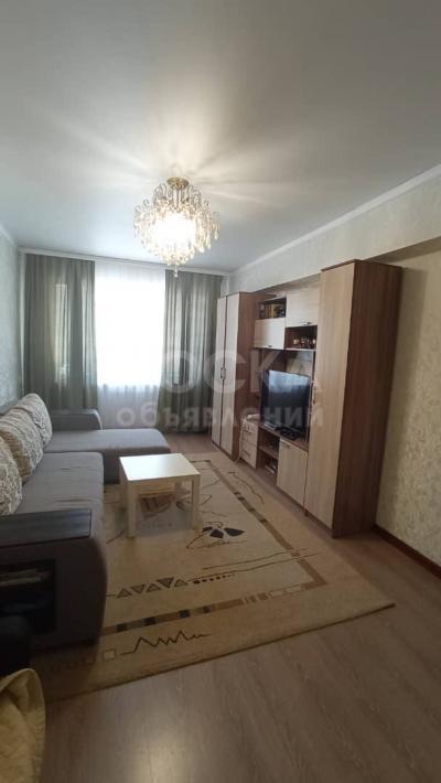 Продаю 3-комнатную квартиру, 68кв. м., этаж - 2/5, Чынгыза Айтматова/ Гагарина.