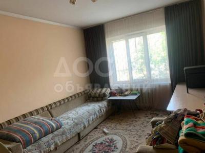 Продаю 1-комнатную квартиру, 35кв. м., этаж - 1/9, кок жар.