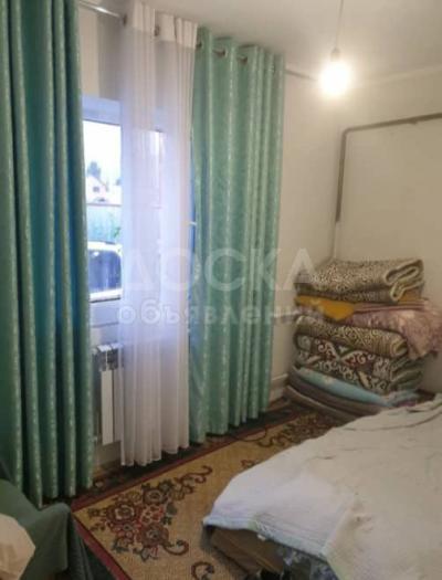 Продаю дом 4-ком. 80кв. м., этаж-1, 10-сот., стена другое, с. Бек-Тоо, рядом с. Ала-Тоо, совхоз Фрунзе.