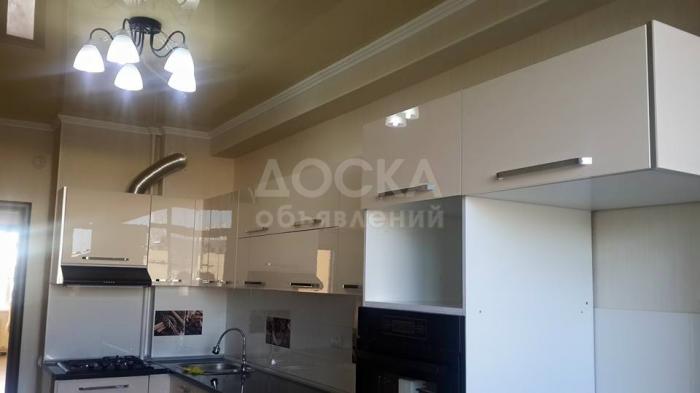 Продаю квартиру 3-ком., 86m2кв. м., этаж - 5/9, Ахунбаева /Бакаева ,