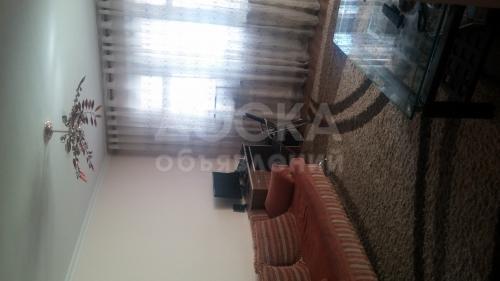 Продаю квартиру 1-ком., 34кв. м., этаж - 4/4, 6-микрорайон ,дом 9,