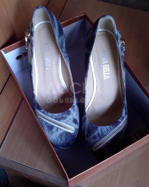 Продаю стильные джинсовые туфли