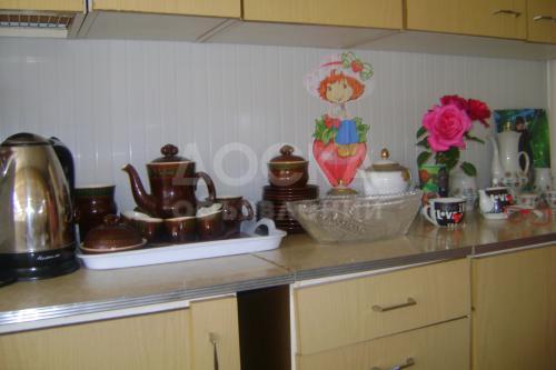 Продаю дом 4-ком., 75кв. м., этаж-1, 20-сот., стена кирпич, село ленинское.