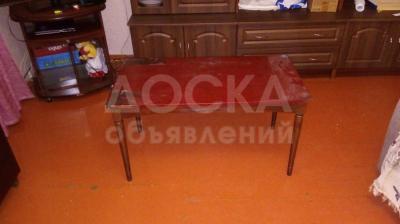 Продаю столик