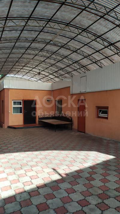 Продаю дом 4-ком. 70кв. м., этаж-1, 10-сот., стена кирпич, с.Новопавловка р.Заря.