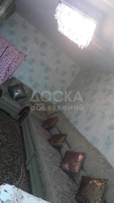 Продаю квартиру 2-ком., 44кв. м., этаж - 4/4, Ч-Ата.