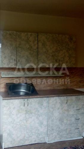 Продаю кухонный гарнитур с раковиной в хорошем состоянии, прошу 10000 тысяч торг уместен контакты 0551300099 вац апп.