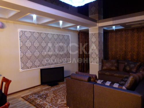 Сдаю квартиру 2-ком., 67кв. м., этаж - 1/5, ул. сагынбая / к.Акиева.