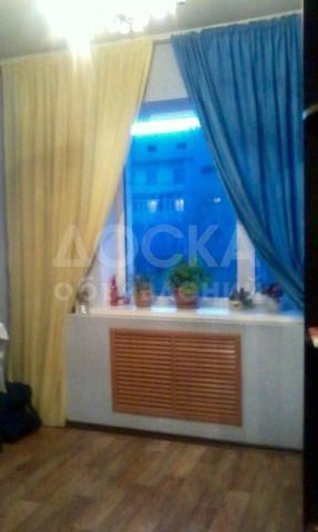 продается 2 х комн квартира в Карабалте