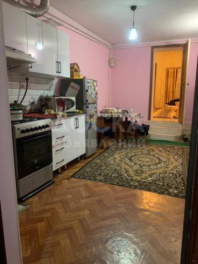 Продаю 2-комнатную квартиру, 40кв. м., этаж - 1/1, ул.Сухомлинова х ул.Юдахина, Аллея Журналистов