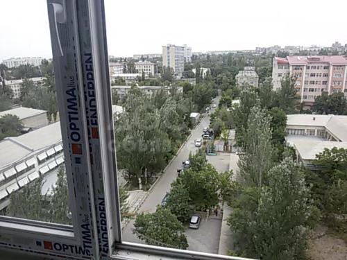 Продаю квартиру 2-ком., 74кв. м., этаж - 9/10, 10 мкр. Новый элитный дом..