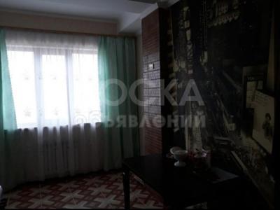 Продаю 1-комнатную квартиру, 44кв. м., этаж - 9/9, Тыналиева.