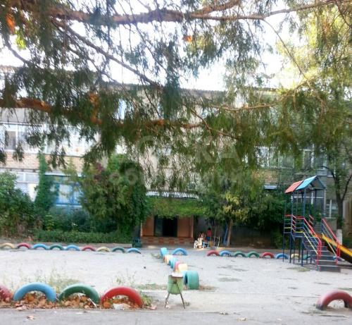 Продаю квартиру 3-ком., 68кв. м., этаж - 2/3, Сокулук.