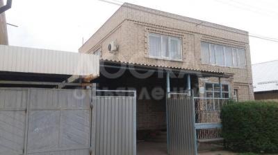 Продаю дом 11-ком., 300кв. м., этаж-2, 7,5-сот., стена кирпич, Ак-Орго.