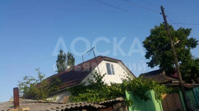 Продаю дом 5-ком., 145кв. м., этаж-1, 4-сот., стена кирпич, муромская.