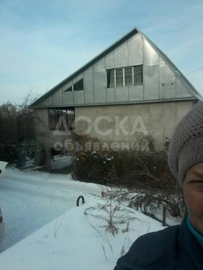 Продаю дачу 5-комнатную 1кв. м., этаж-2, 1-сот., стена шлакоблок, Горный ветерок (ориентир Таштар-Ата).