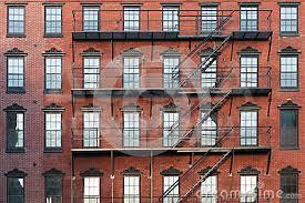 Продаю квартиру 2-ком., 44кв. м., этаж - 4/4, ул. Мира, Ахунбаева.,