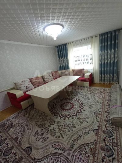 Продаю дом 6 комнат-ком. 5сот кв. м., этаж-2, 5 сот -сот., стена другое, Ак- Ордо Саякбай Каралаев 18 а.