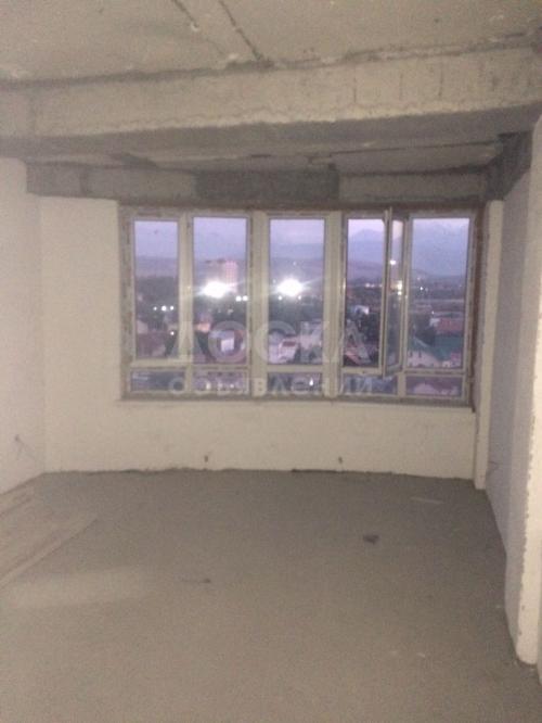 Продаю квартиру 3-ком., 100кв. м., этаж - 9/10, Ахунбаева/Табалдиева.