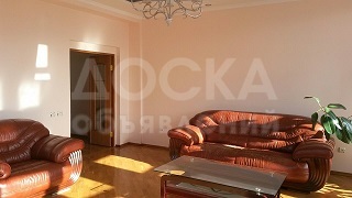 Продаю квартиру 3-ком., 134кв. м., этаж - 6/9, Киевская-Дзержинка.