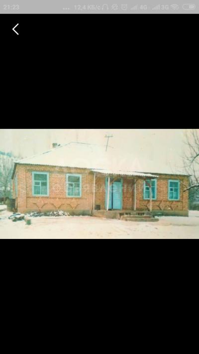 Продаю дом 4-комнатную 60 как м кв. м., этаж-1, 20-сот., стена кирпич, Нойгут айылы.