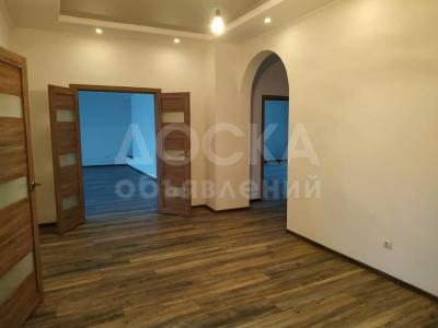 Продаю 3-комнатную квартиру, 185кв. м., этаж - 6/9, Советская/Токтогула.