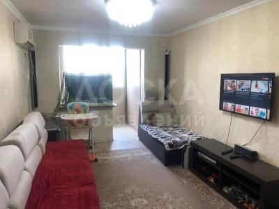 Продаю 3-комнатную квартиру, 58кв. м., этаж - 5/5, 11-микрорайон.