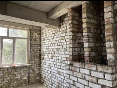 Продаю 1-комнатную квартиру, 42кв. м., этаж - 3/5, Ул. Васильева 248.