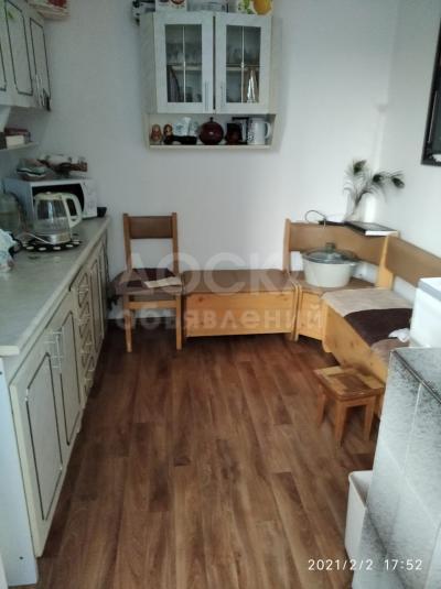 Продаю 2-комнатную квартиру, 50кв. м., этаж - 2/5, 8мкр по Советской