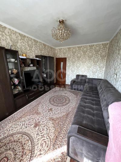 Продаю 2-комнатную квартиру, 53кв. м., этаж - 9/9, Восток 5.